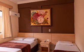 Crystal Plaza Hotel Marista